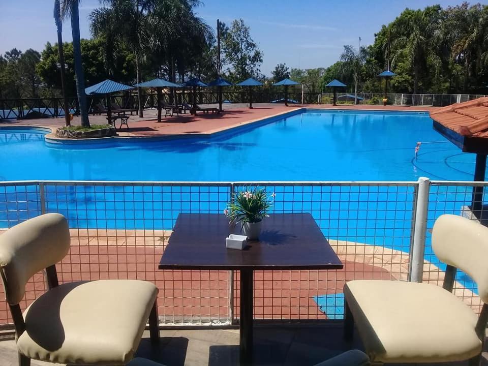 Apart Country Grand Crucero Garupá Εξωτερικό φωτογραφία